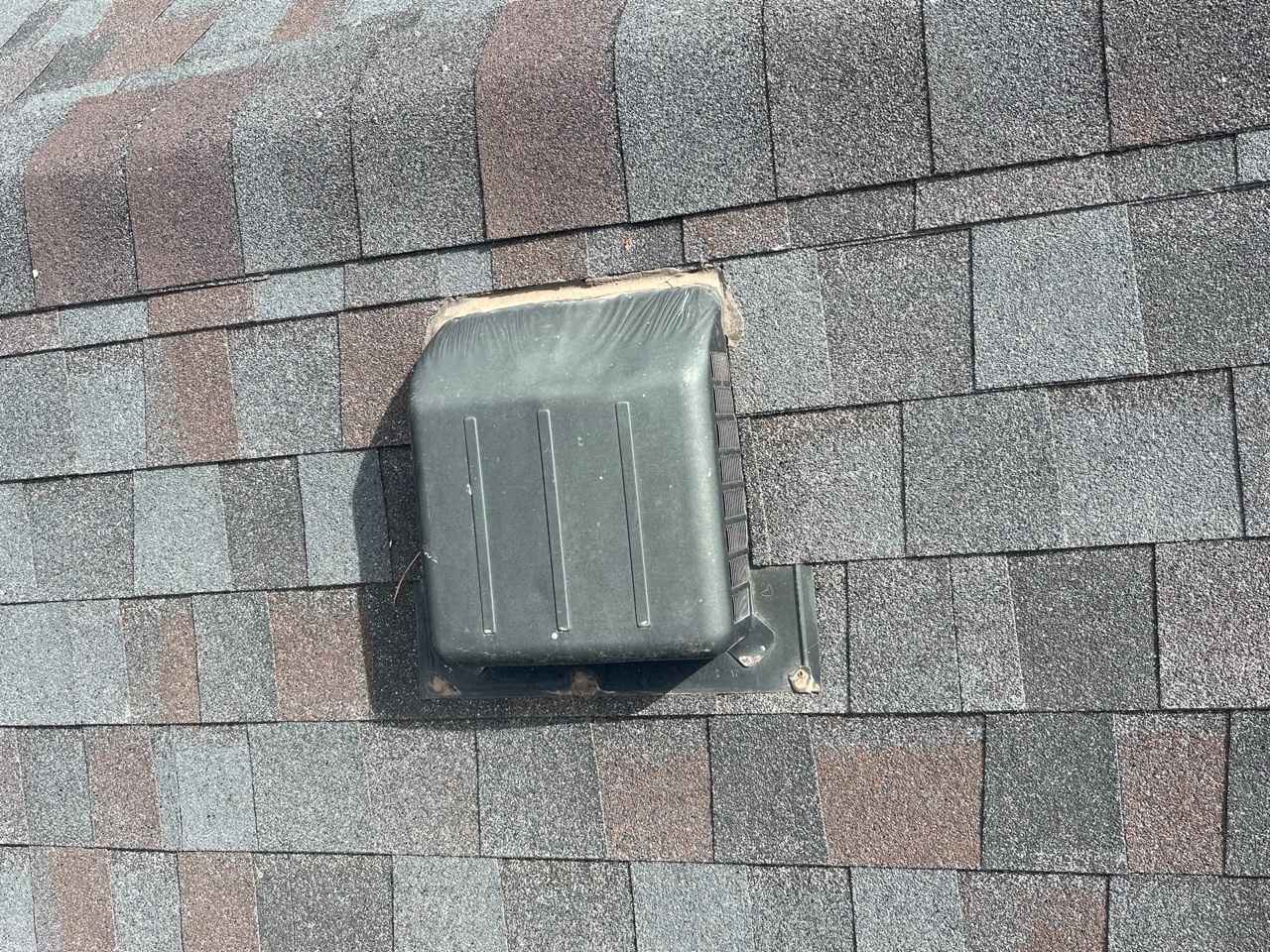 Odessa home after roof replacement - Beautiful new architectural shingles - 5 Star Commercial Roofing